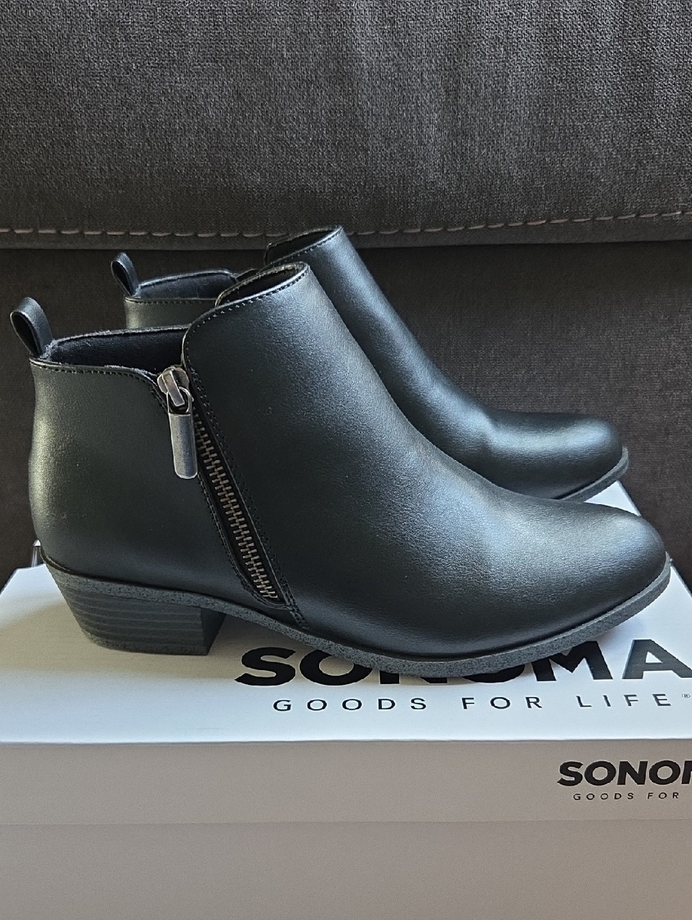 Sonoma Black Faux Leather Ankle Booties with Side Zip